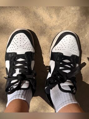 Nike panda dunks